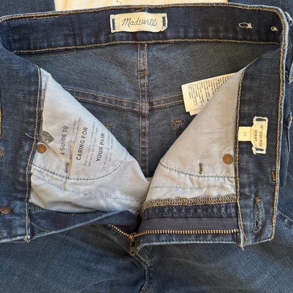 Madewell ~ 10” High-Rise Skinny - Picture 3 of 3